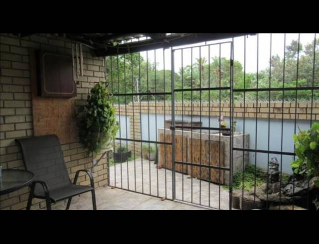 2 BEDROOM TOWNHOUSE FOR SALE IN MEER EN SEE